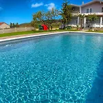 House Rose With Garden And Pool Vikendica *