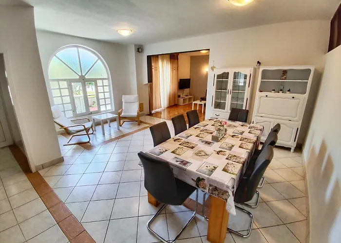 Ferienhaus House Rose With Garden And Pool *